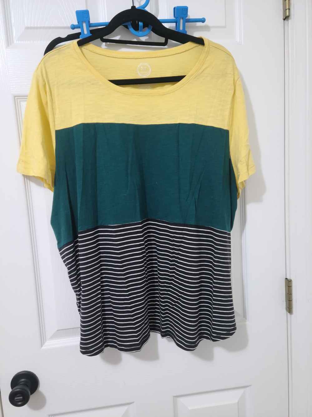 torrid Colorblock Short Sleeve Tee in Yellow, Teal & Black